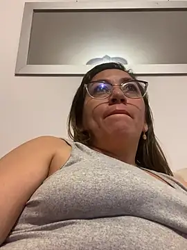 Luna-nevada online show from March 2026 02:04:02 AM