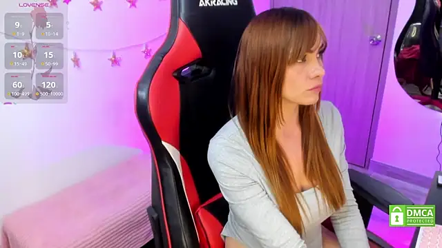 LindaSilverstone online show from September 2025 01:05:02 AM