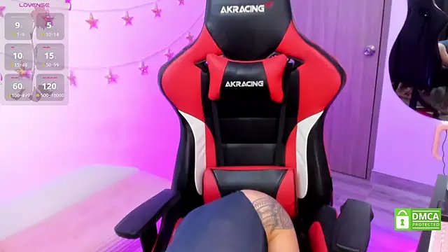 LindaSilverstone online show from September 2025 05:27:01 PM