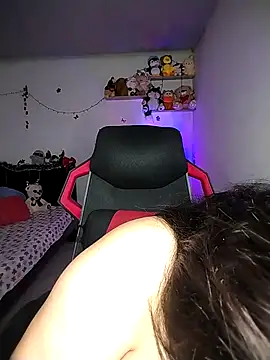 Snapshot of esmeralda_jadees chatting on January 2026 08:45:02 PM esmeralda jadees online show from January 2026 08:45:02 PM