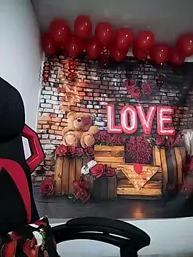 Snapshot of esmeralda_jadees chatting on February 2026 09:45:01 PM esmeralda jadees online show from February 2026 09:45:01 PM