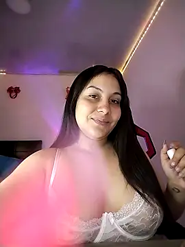 Snapshot of esmeralda_jadees chatting on March 2026 08:12:01 PM esmeralda jadees online show from March 2026 08:12:01 PM