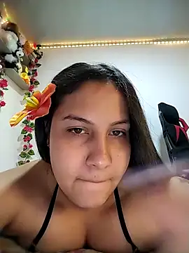 Snapshot of esmeralda_jadees chatting on April 2026 07:59:02 PM esmeralda jadees online show from April 2026 07:59:02 PM