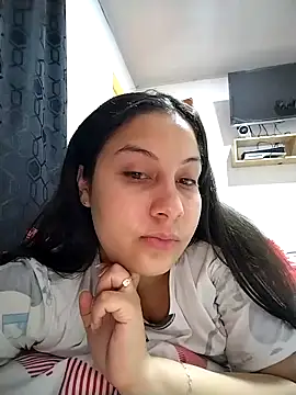 esmeralda jadees online show from May 2026 01:16:01 PM