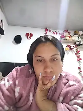 esmeralda jadees online show from June 2026 12:42:02 PM