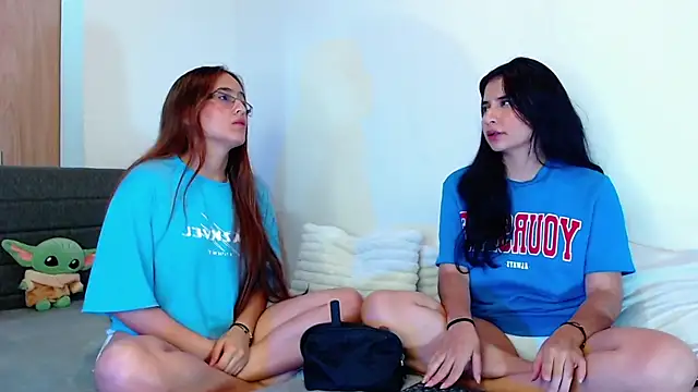 Snapshot of lannebecker chatting on October 2025 04:46:02 AM lannebecker online show from October 2025 04:46:02 AM