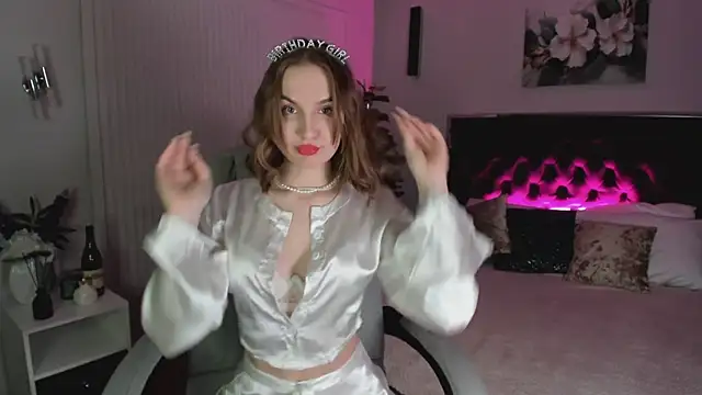 Snapshot of _Vikky_Moon_ chatting on March 2025 01:10:01 AM Vikky Moon online show from March 2025 01:10:01 AM