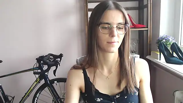 love megi online show from February 2026 02:33:01 PM