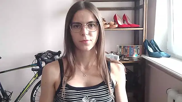 love megi online show from June 2026 01:28:02 PM