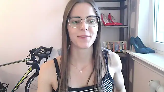 love megi online show from June 2026 06:43:02 PM