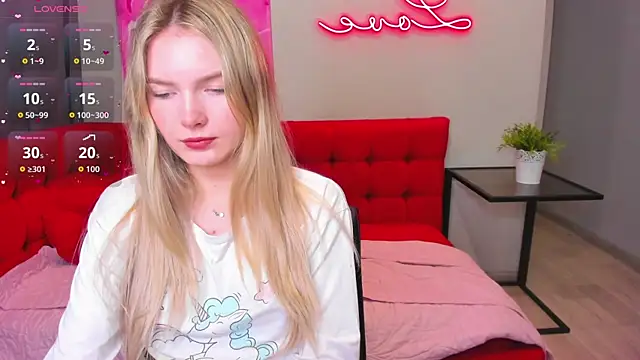 EvelineAmore online show from July 2026 01:52:01 AM