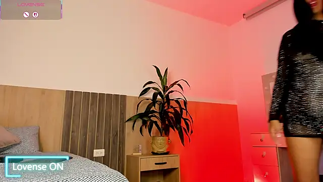  SamantaGomez online show from March 2026 08:15:01 PM