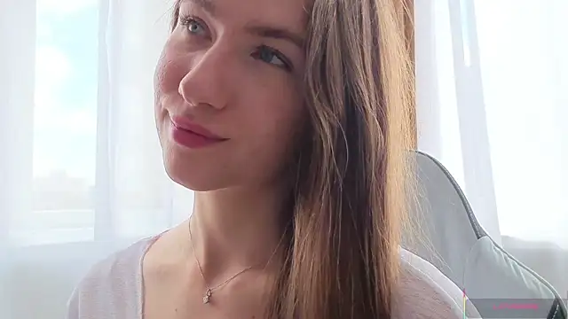 Kira mindnes online show from June 2026 06:18:02 AM