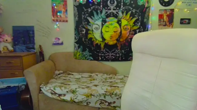 Snapshot of Lil_foxxx chatting on March 2025 01:18:01 PM Lil foxxx online show from March 2025 01:18:01 PM