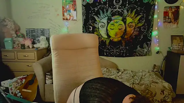 Snapshot of Lil_foxxx chatting on September 2025 11:36:02 AM Lil foxxx online show from September 2025 11:36:02 AM