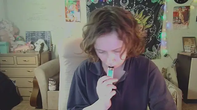 Snapshot of Lil_foxxx chatting on September 2025 01:49:01 PM Lil foxxx online show from September 2025 01:49:01 PM