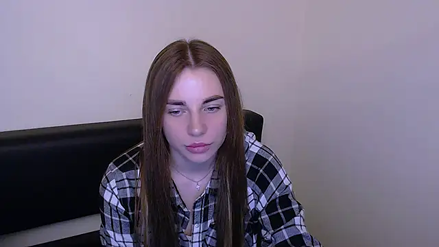 MiaDari  online show from March 2025 03:07:02 PM