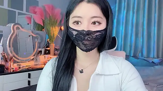 Snapshot of MI_KA22 chatting on October 2025 07:05:02 AM MI KA22 online show from October 2025 07:05:02 AM