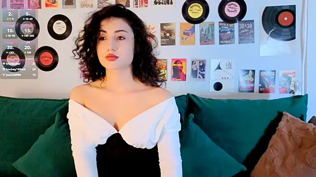 Maya Rogerss online show from July 2026 02:48:02 PM