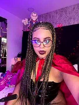 Snapshot of AlesiaCooper chatting on October 2025 09:05:02 PM AlesiaCooper online show from October 2025 09:05:02 PM