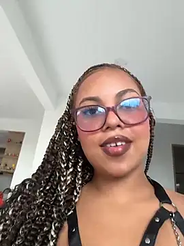 AlesiaCooper online show from March 2026 10:01:01 PM