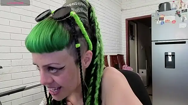 freyaa sorcerees online show from October 2025 05:58:02 PM