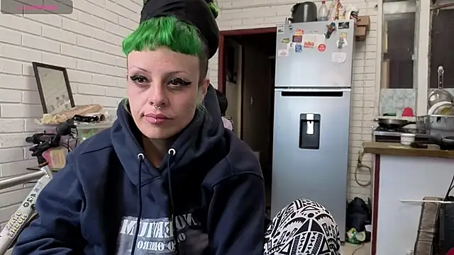 freyaa sorcerees online show from October 2025 01:25:02 PM