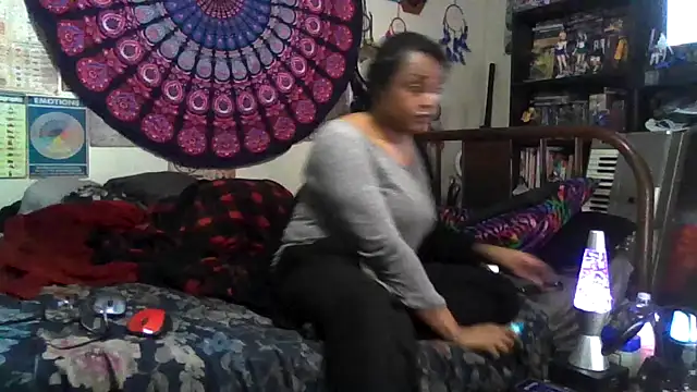 GardeniaFields online show from November 2025 05:06:01 AM