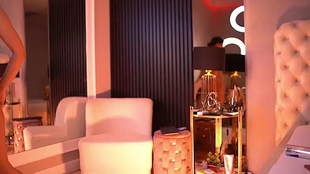 TanyaVonDe online show from April 2026 04:40:01 PM