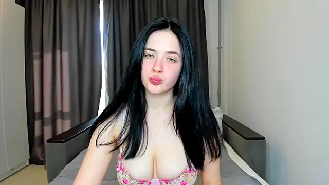 Snapshot of Minx_Night_CityXq chatting on May 2026 01:57:16 AM Minx Night CityXq online show from May 2026 01:57:16 AM