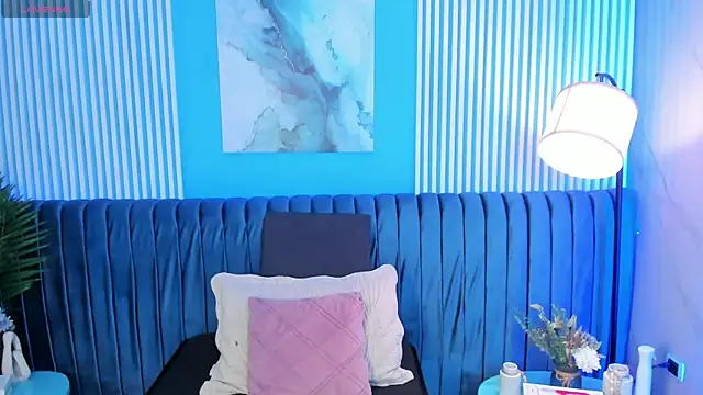 roxy hell online show from November 2025 12:07:02 PM