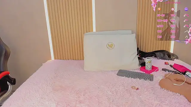 stephany summer online show from November 2025 04:24:02 AM