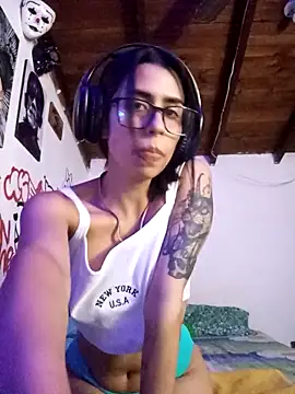 Snapshot of AmyMawChan chatting on March 2025 02:53:01 AM AmyMawChan online show from March 2025 02:53:01 AM