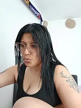 DaniPoison online show from July 2026 07:27:02 PM