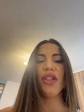 Eire Spencer online show from October 2025 11:18:02 AM