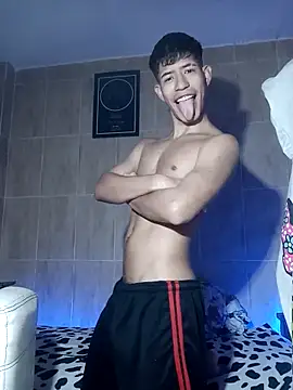 dareck 18 online show from February 2026 03:04:02 PM