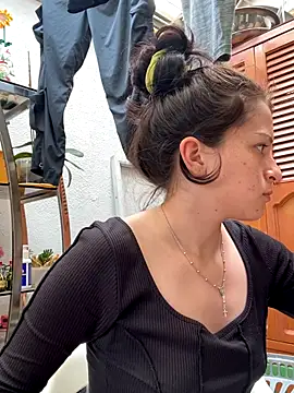 Snapshot of val_zx chatting on January 2026 02:30:01 PM val zx online show from January 2026 02:30:01 PM