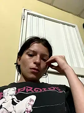 Snapshot of val_zx chatting on January 2026 09:42:01 PM val zx online show from January 2026 09:42:01 PM