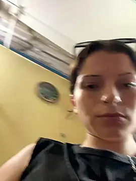 Snapshot of val_zx chatting on January 2026 09:30:02 PM val zx online show from January 2026 09:30:02 PM