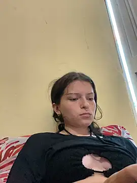 Snapshot of val_zx chatting on February 2026 05:16:02 PM val zx online show from February 2026 05:16:02 PM