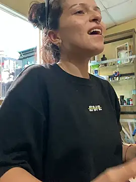 Snapshot of val_zx chatting on February 2026 08:05:02 PM val zx online show from February 2026 08:05:02 PM