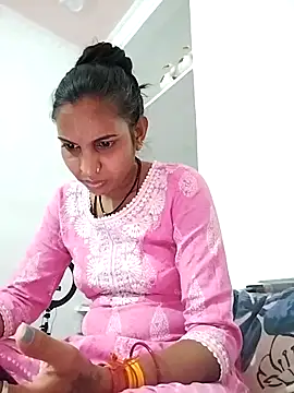 Hotty-Nidhi online show from March 2025 09:43:01 AM