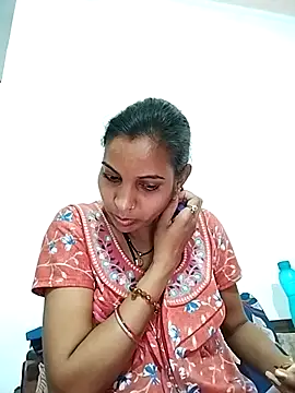 Hotty-Nidhi online show from March 2025 03:22:02 AM