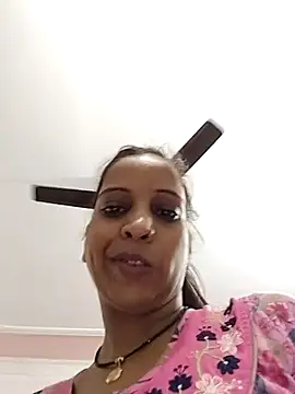 Hotty-Nidhi online show from September 2025 03:52:02 AM