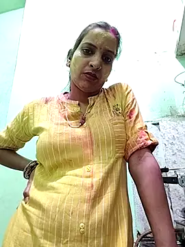 Hotty-Nidhi online show from March 2026 04:46:01 PM