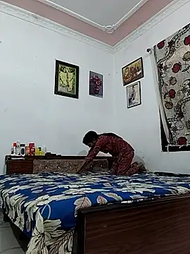 Hotty-Nidhi online show from March 2026 05:44:01 AM