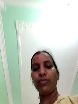 Hotty-Nidhi online show from April 2026 05:41:01 AM