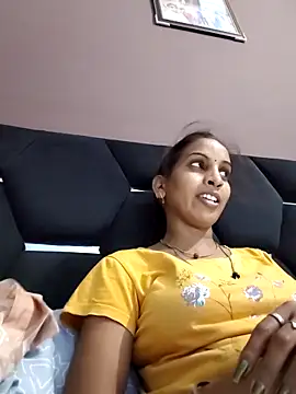 Hotty-Nidhi online show from May 2026 05:08:02 PM