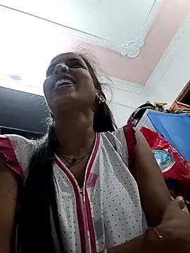 Hotty-Nidhi online show from June 2026 05:18:01 PM