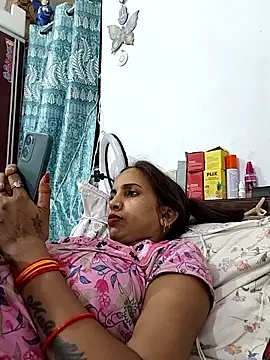 Hotty-Nidhi online show from June 2026 05:52:01 PM